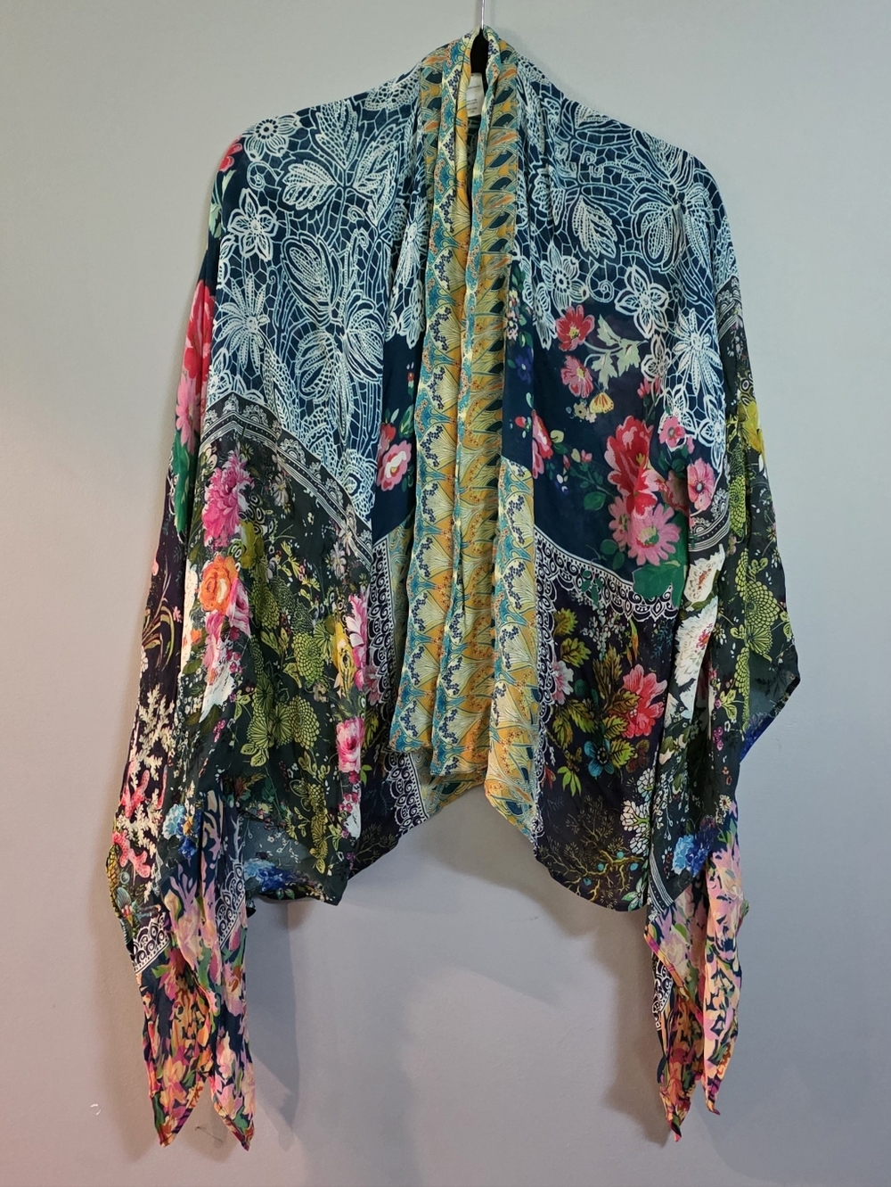 Coldwater Creek Teal & Navy Floral Kimono